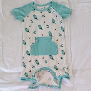 Kyte BABY Teal and White Otter Print Bodysuit